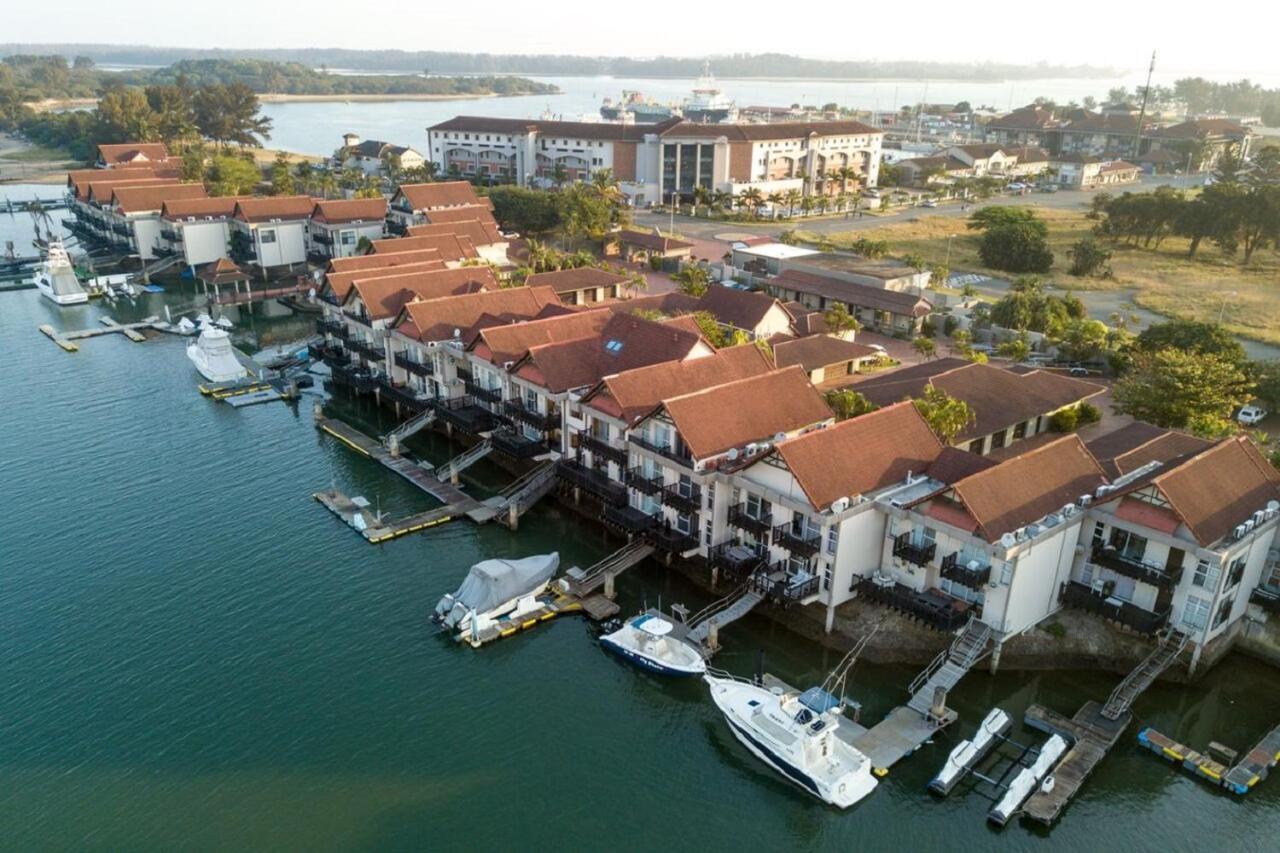 Wild Rocks Hotel Richards Bay Exterior photo