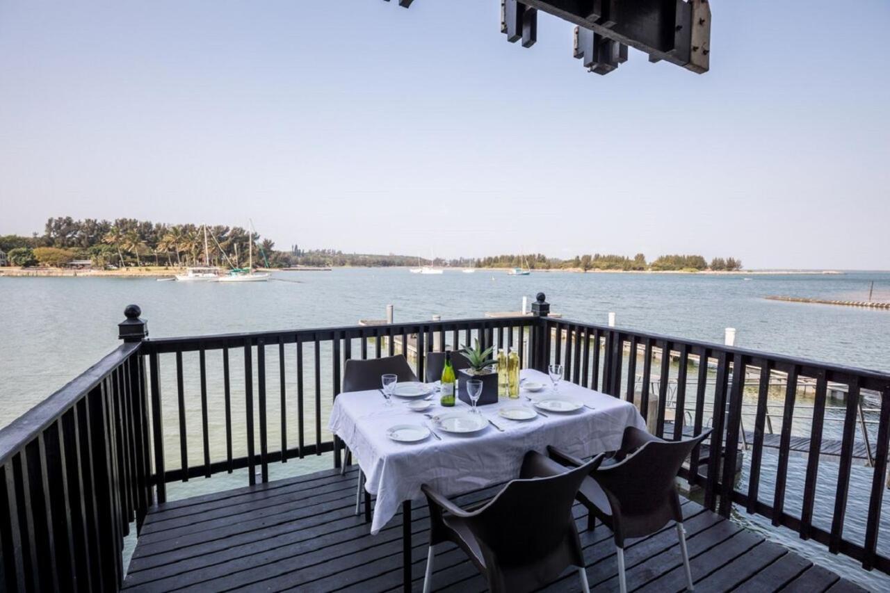 Wild Rocks Hotel Richards Bay Exterior photo